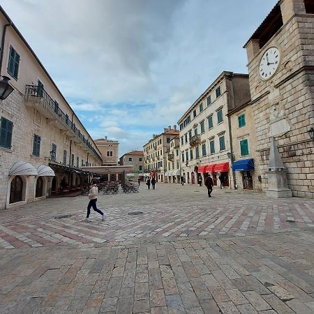 Ferienwohnung Old Town Kotor Square Exterior foto